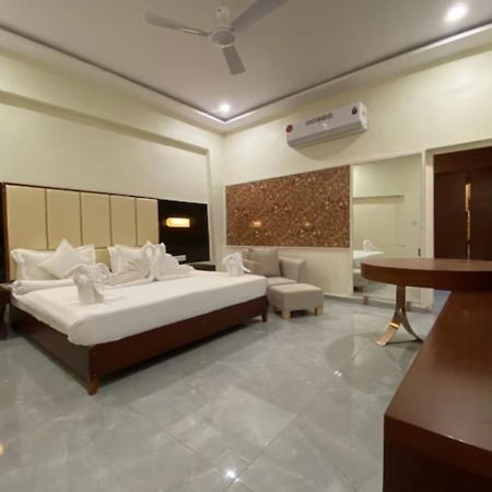 One Earth Santu Eco Resort ภาวนาการ์ ภายนอก รูปภาพ